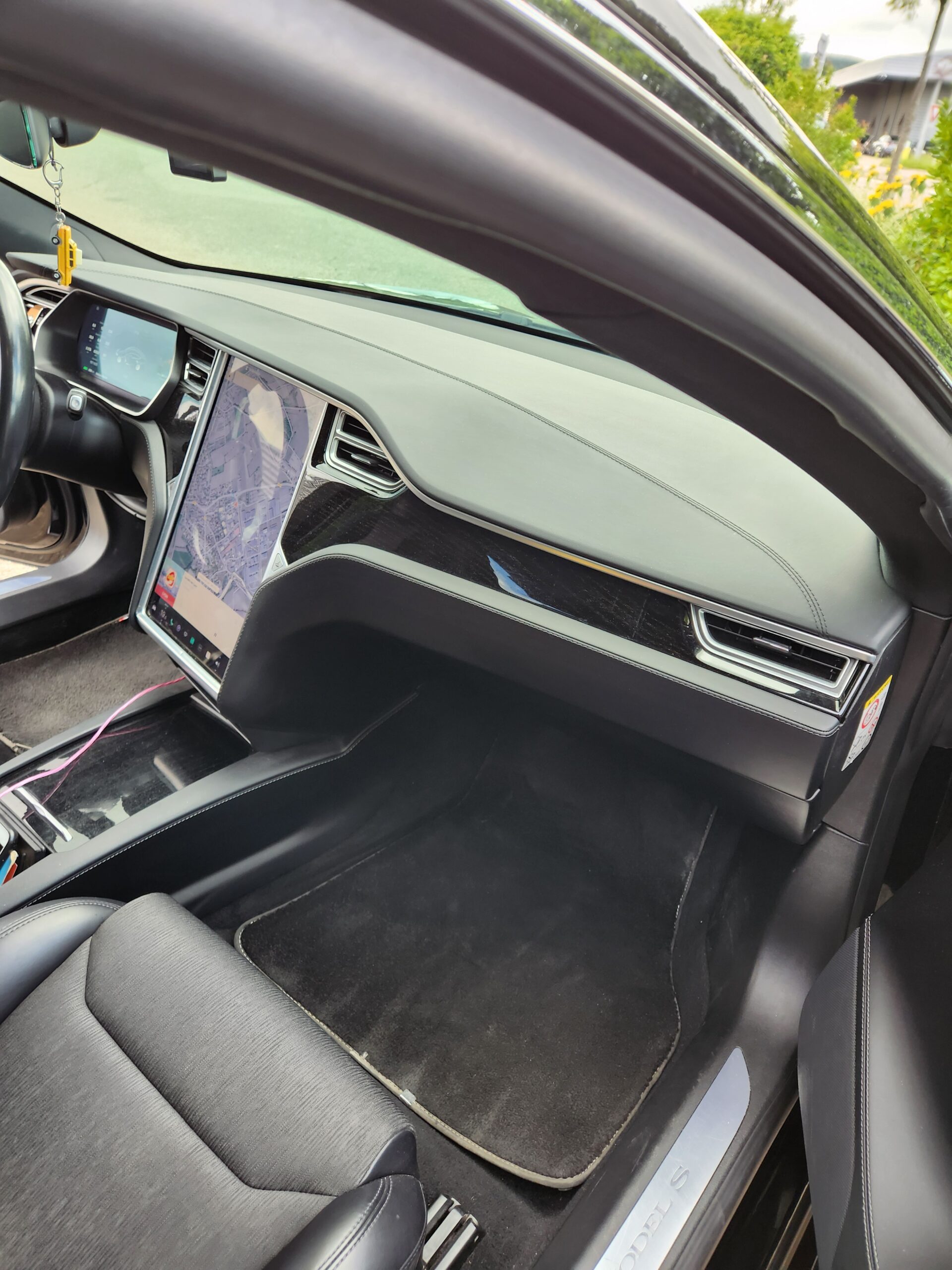 TESLA 10