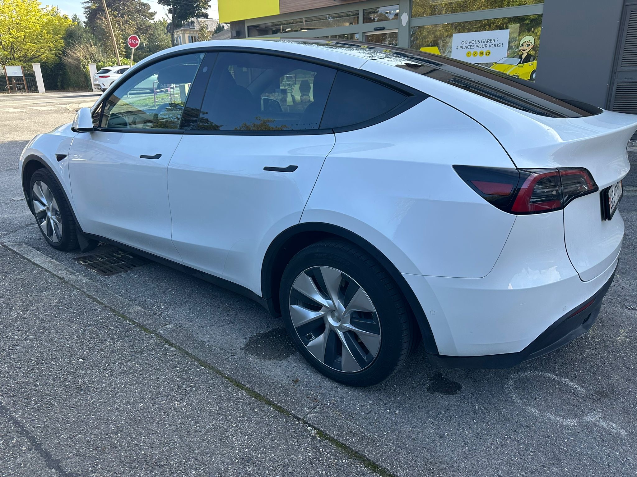 6062C62B-3012-4BB5-8CF2-9959EB09A0A7